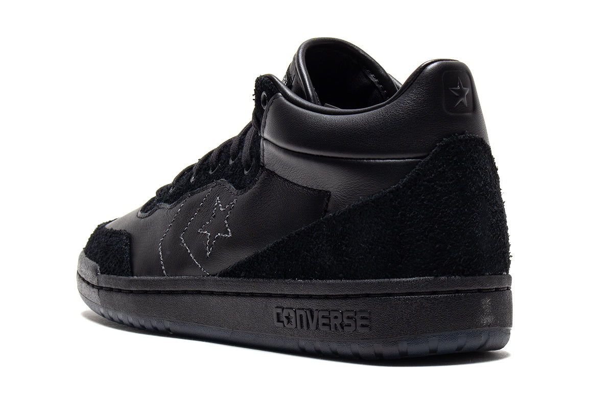 Converse - Fastbreak Pro Mid x Sage Elsesser
Style # A16768C
Color : Black