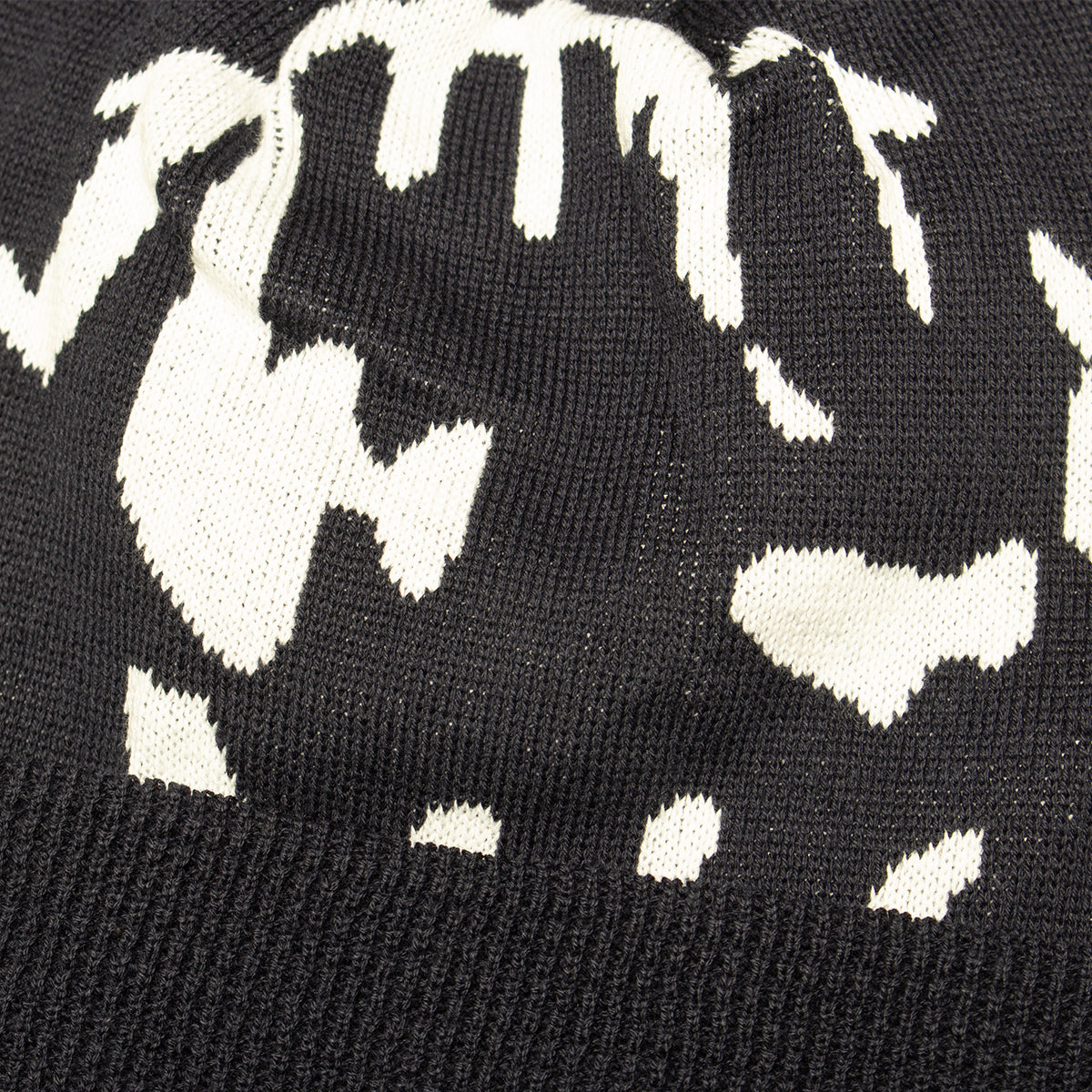 Dancer - Mask Beanie
Color : Black