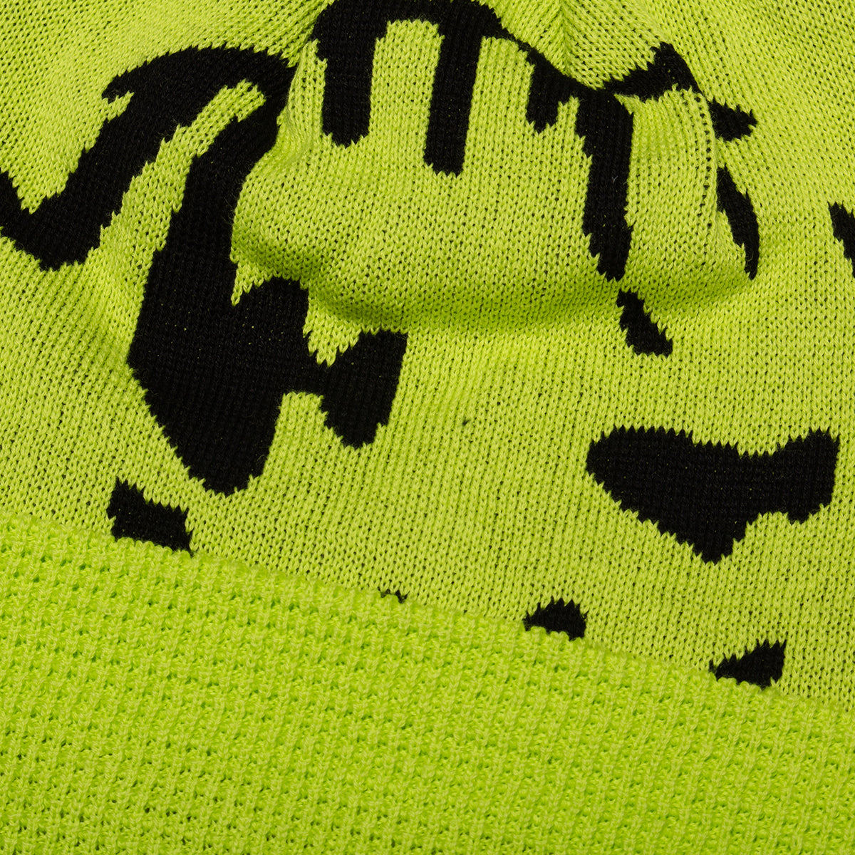 Dancer - Mask Beanie
Color : Green