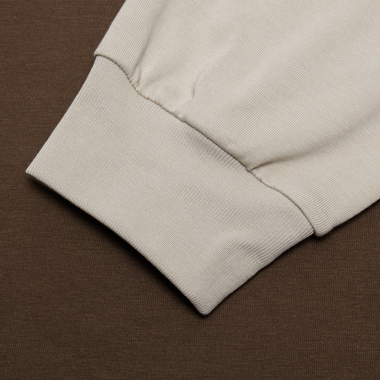 Students - Murray Double Sleeves Polo
Color : Brown
Materials : 73% Cotton / 27% Polyester