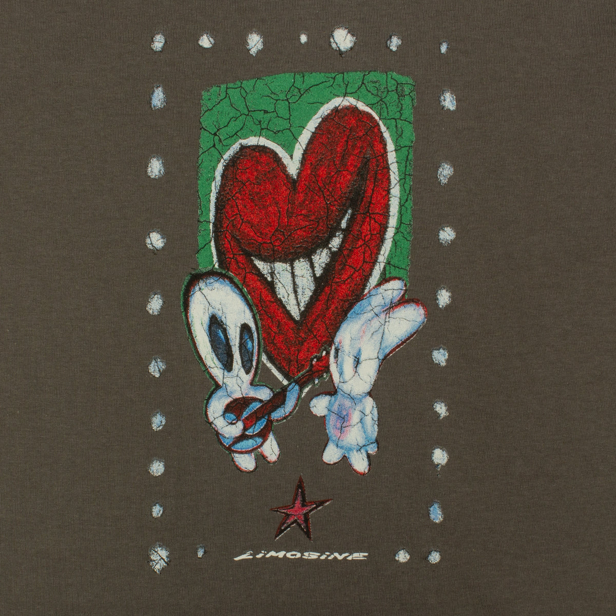 Limosine | Heart Throb T-Shirt
Color : Charcoal