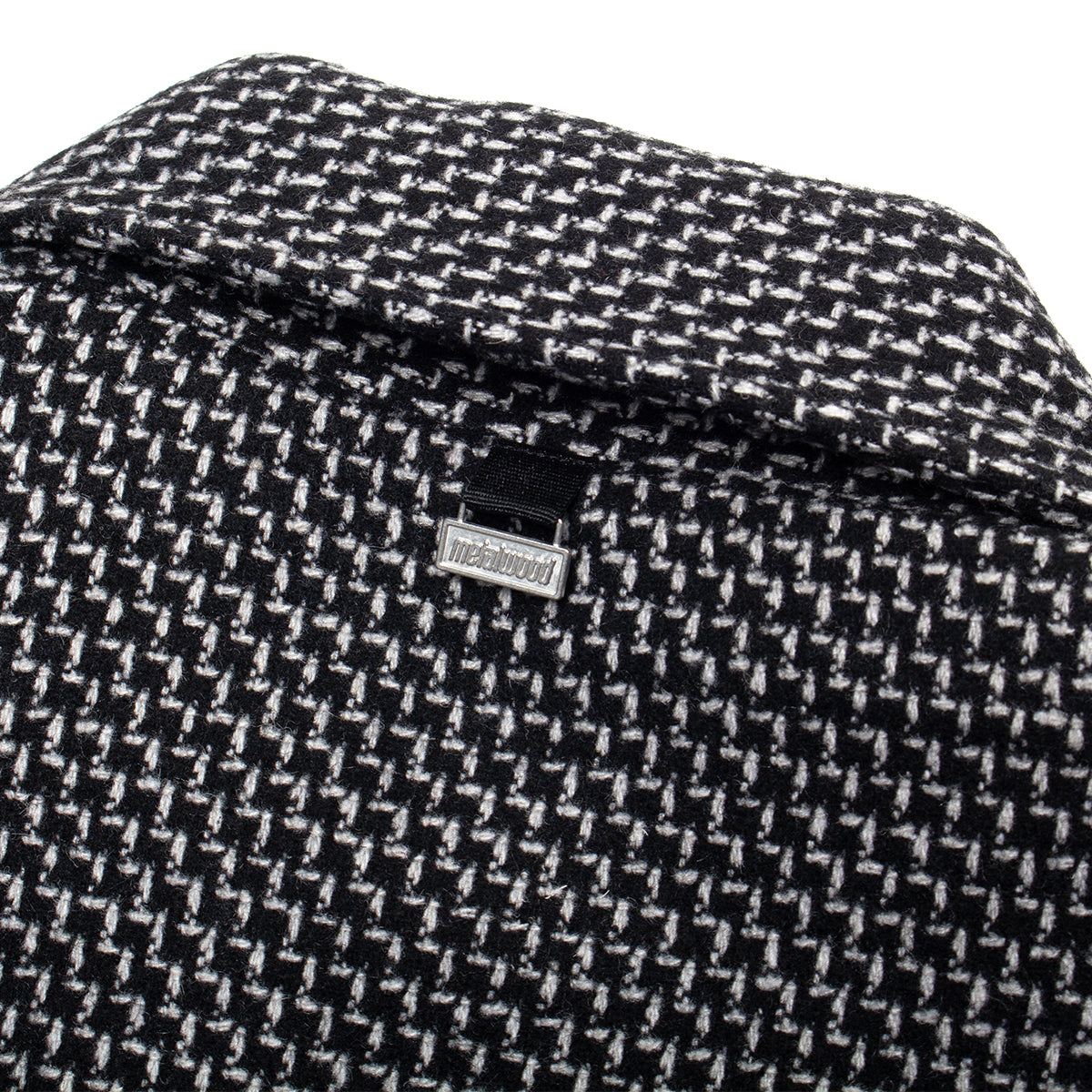 Metalwood - Mechanic Jacket
Color : Black
Materials : 100% Melton Wool - Poly Fiil

2-way front zip closure
Side hand pockets
Metal charm on back neck
Ribbed cuffs