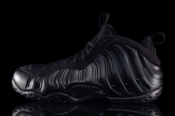 12-12-23-Nike-Foamposite-Black