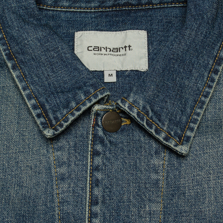 Carhartt WIP | Lincoln Shirt Jacket
Style # I034725-014Q
Color : Blue (Worn Used Wash)