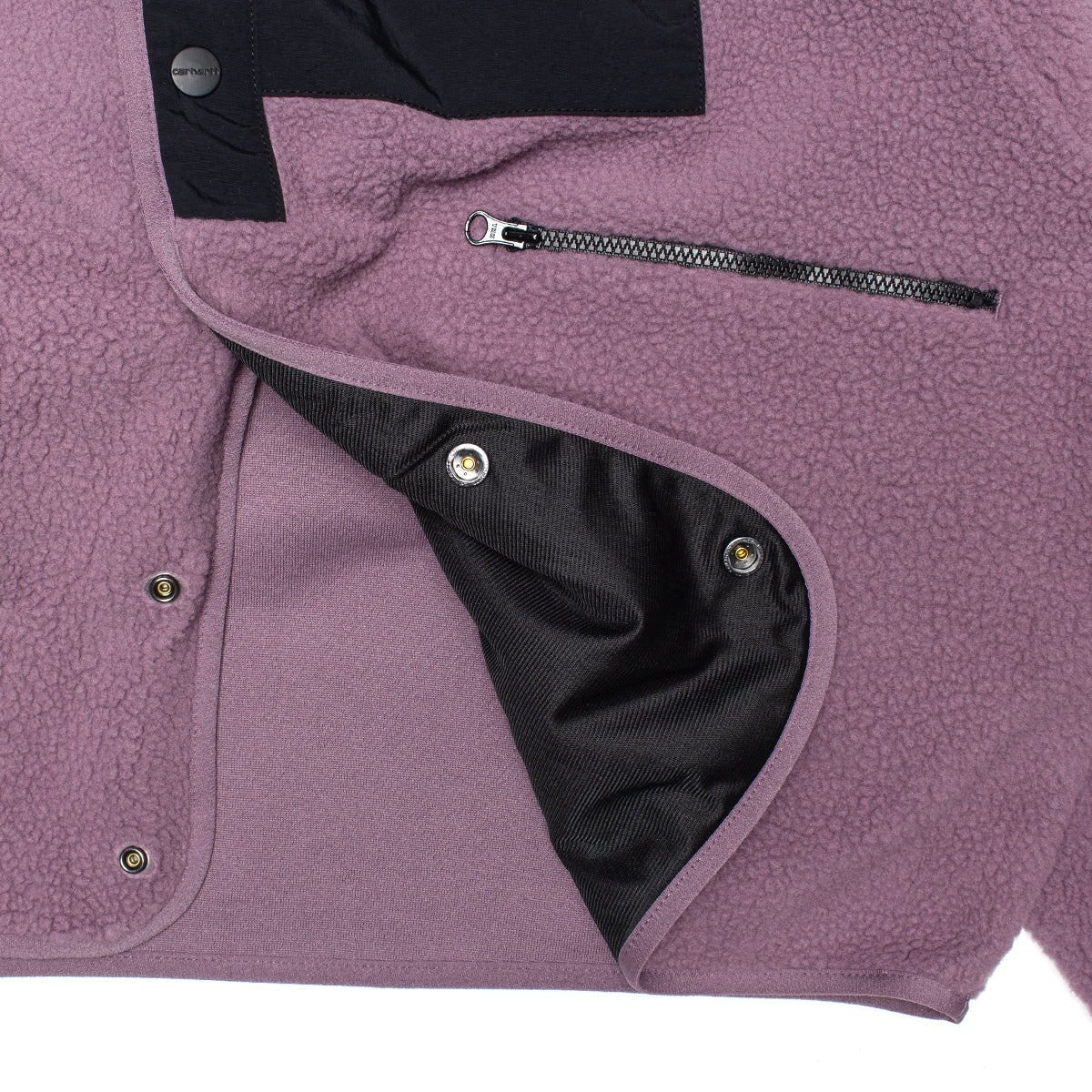 Carhartt WIP - Women's Flynn Fleece Jacket
Style # I035460-3DT
Color : Phlox / Black
Materials : 100% Midweight Polyester Pile - 10 oz
Contrasting nylon details
Chest pocket with hidden snap button
Front pockets with zip opening
Front snap button closure
High neck
Boxy fit