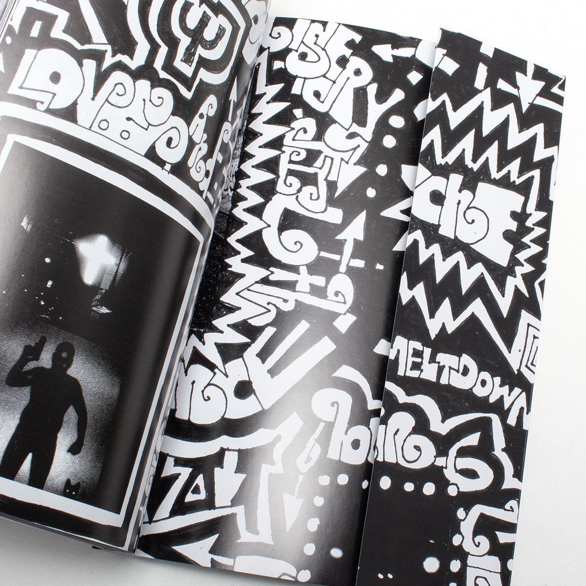 Living Proof Magazine - Issue #12
Featuring : Shoreline Mafia, Slawn, Lucien Clarke, Verdy, Gray Sorrenti, EVIKT, Taito Itateyama, Eztag, Stunna, Sandy, Hjalte Halberg, Qendresa, Footwork, Devon Turnbull and Niontay