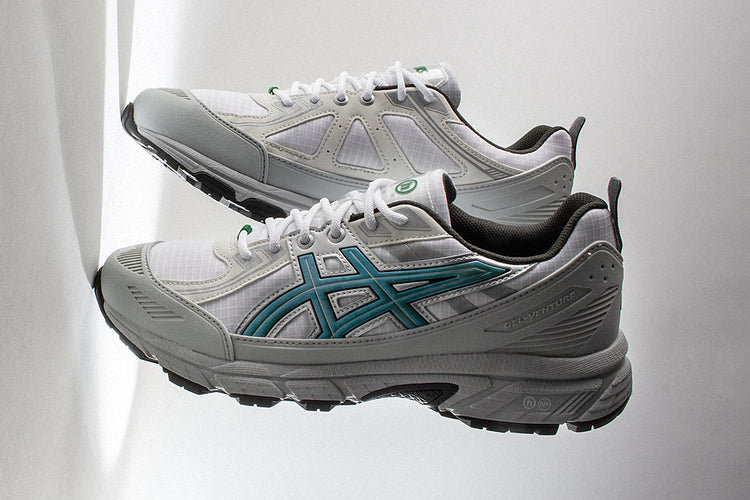 Asics | Gel-Venture 6 Shield
Style # 1203A778.100
Color : White / Wasabi