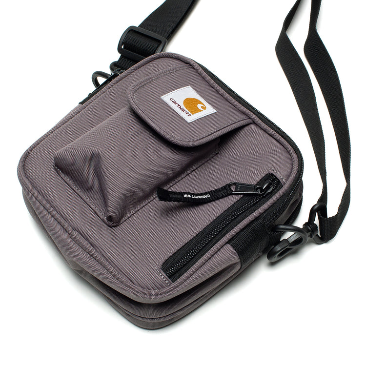 Carhartt WIP | Essentials Bag
Style # I031470-2LQ
Color : Manta