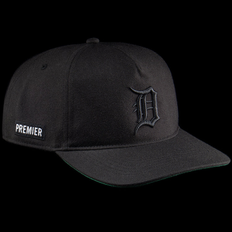 Premier | Tigers Hat
Color : Black