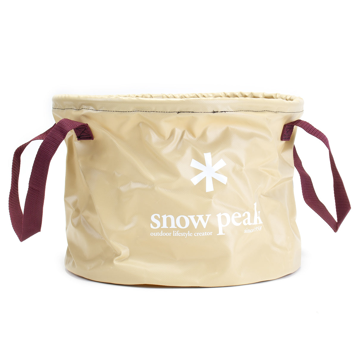 Snow Peak | Jumbo Camping Bucket
Style # FP-150R
6 gallon capacity