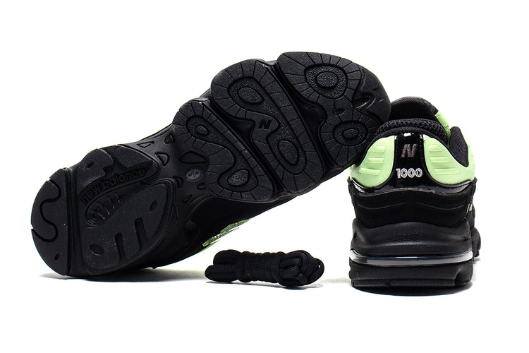 New Balance - 1000D
Style # M1000DD
Color : Black / Mint Flash / Light Gold Metallic
