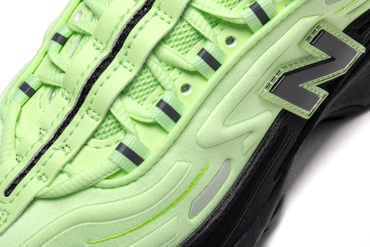 New Balance - 1000D
Style # M1000DD
Color : Black / Mint Flash / Light Gold Metallic