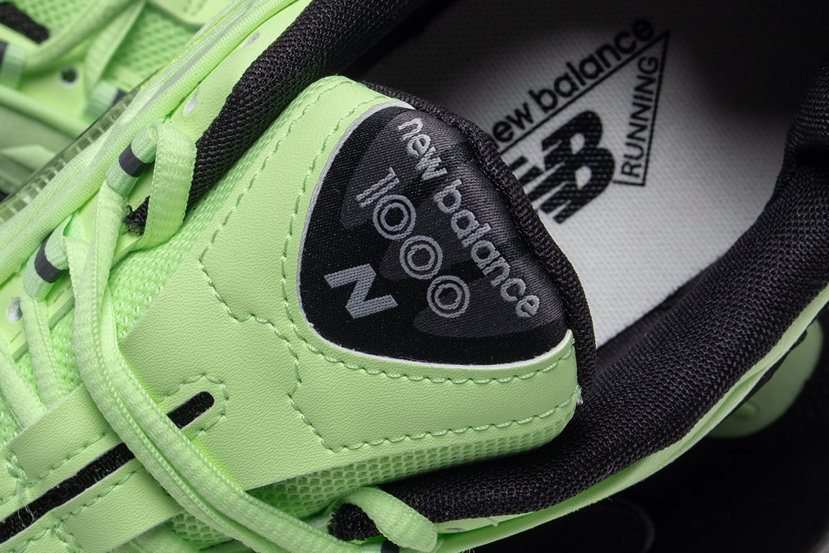 New Balance - 1000D
Style # M1000DD
Color : Black / Mint Flash / Light Gold Metallic