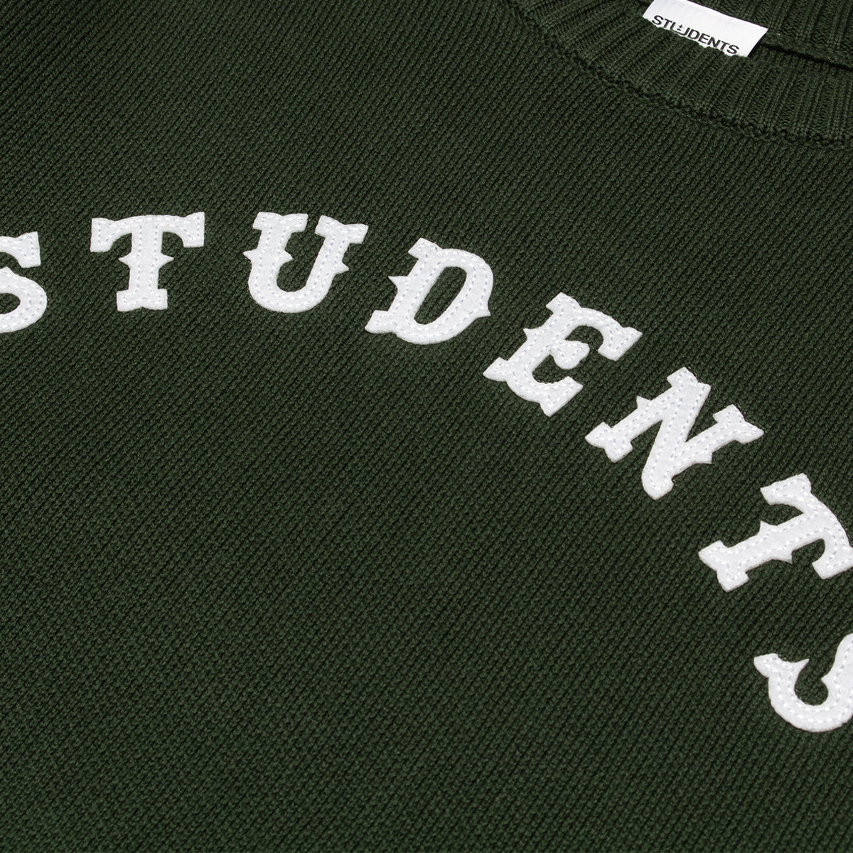 Students - Oakridge Knit Crew Sweater
Color : Pine
Materials : 100% Cotton