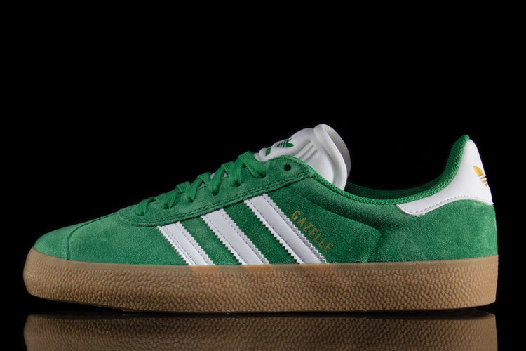 Adidas | Gazelle ADV
Style # JH5247
Color : Green / Cloud White / Gold Metallic