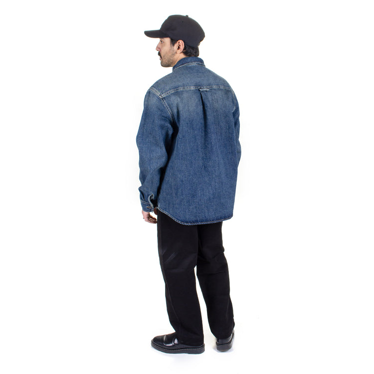 Carhartt WIP | Lincoln Shirt Jacket
Style # I034725-014Q
Color : Blue (Worn Used Wash)