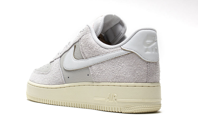 Nike | Air Force 1 '07 LX
Style # HF2897-001
Color : Phantom / Summit White / Light Bone