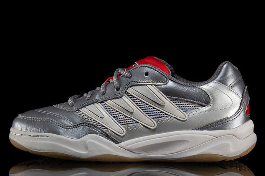 Adidas Originals - Predator 94 ST
Style # KI8595
Color : Iron / Metallic Silver / Better Scarlet