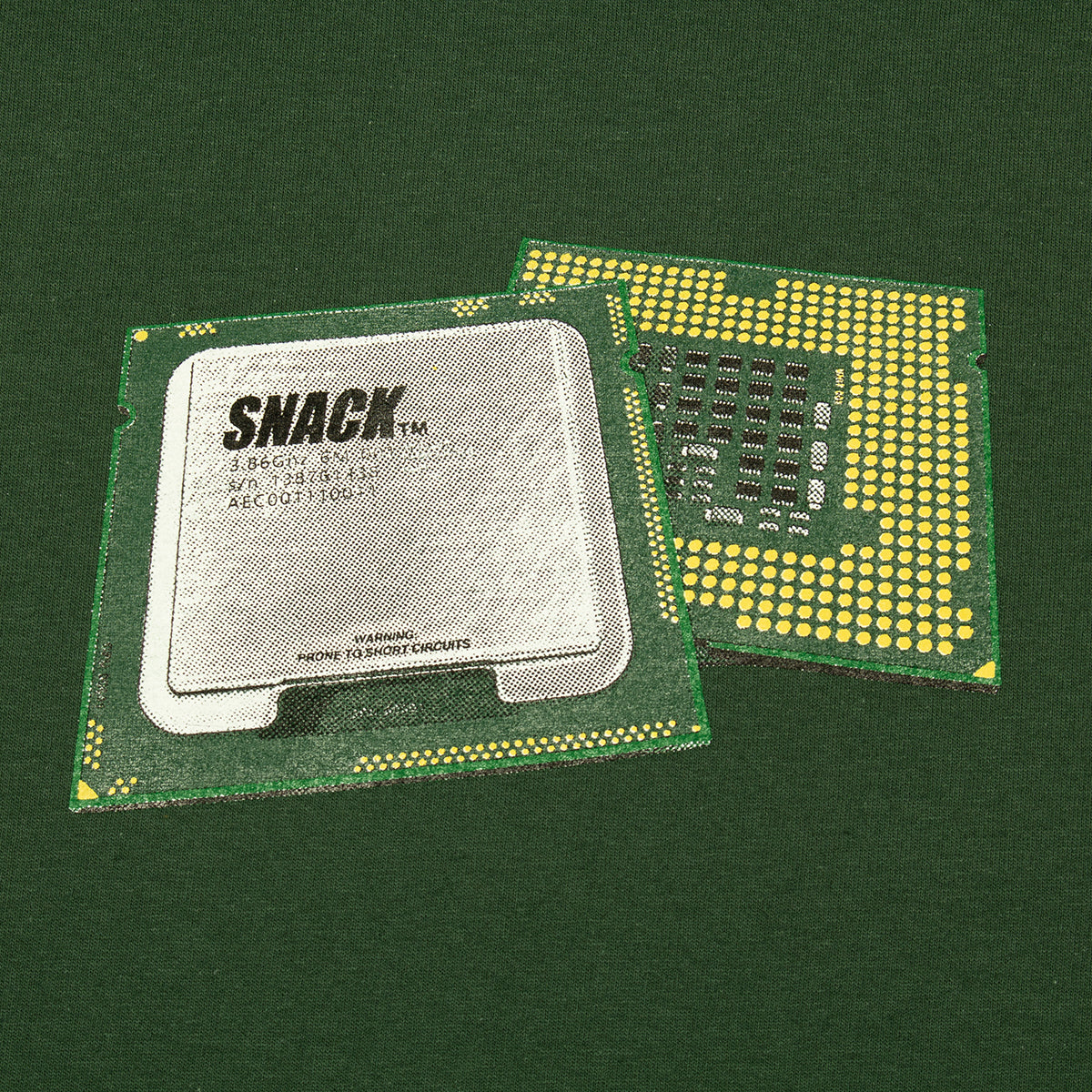 Snack | Microchip T-Shirt
Color : Pine