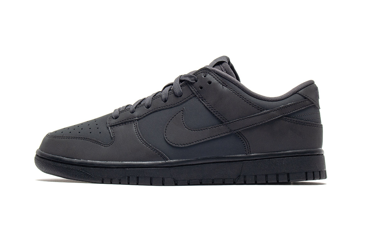 Nike SB | Women's Dunk Low Style # FZ3781-060 Color : Anthracite / Black / Racer Blue