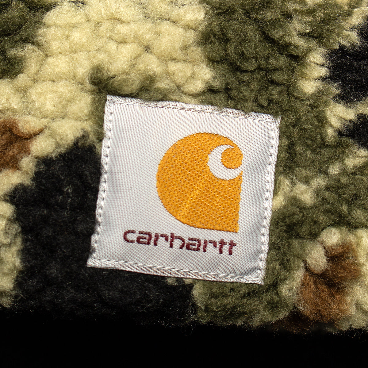 Carhartt WIP | Prentis Beanie
Style # I033848-2GV
Color : Green Jacquard Duck Camo