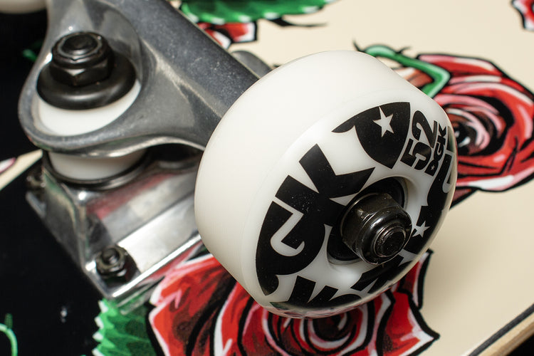 Bloom Sand Complete Deck 7.75"