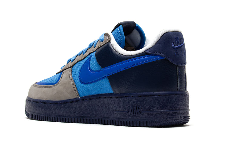 Nike | Air Force 1 Low x Stash
Style # HF5516-001
Color : Soft Grey / Varsity Royal / Harbor Blue