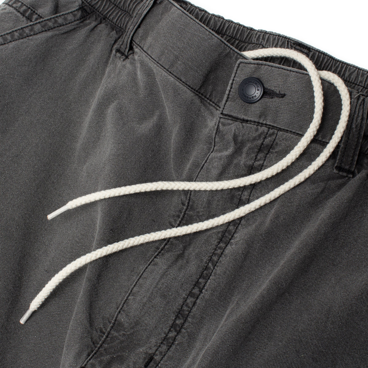 Nanamica - Indigo Weather Deck Pants
Style # S26SC002U
Color : Gray