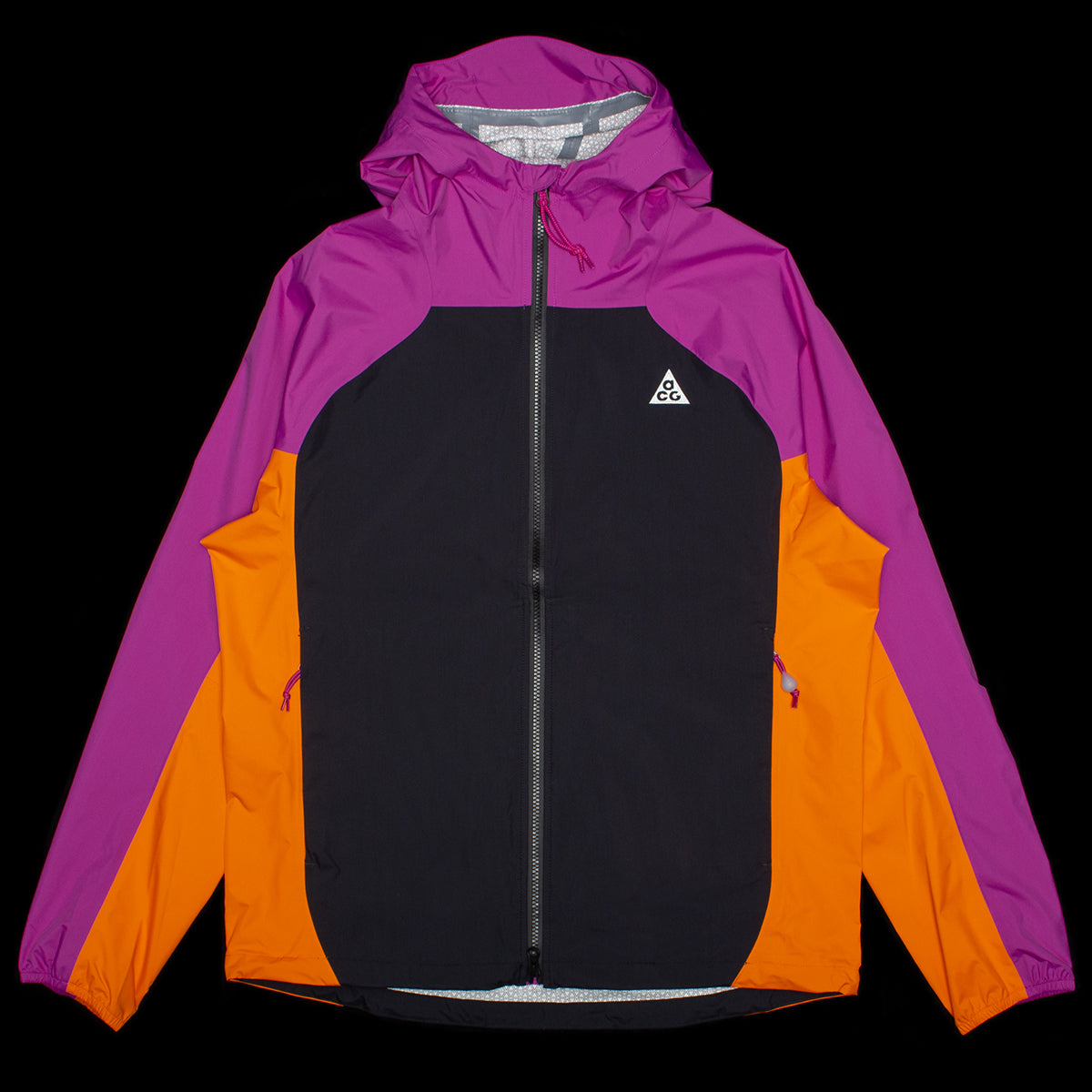 Nike - ACG Phantazma Storm-FIT ADV Jacket
Style # IF1143-551
Color : Vivid Purple / Black / Summit White