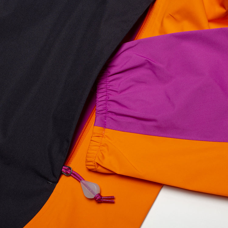 Nike - ACG Phantazma Storm-FIT ADV Jacket
Style # IF1143-551
Color : Vivid Purple / Black / Summit White