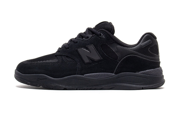 New Balance Numeric - 1010
Style # UN101CR
Color : Black / Black