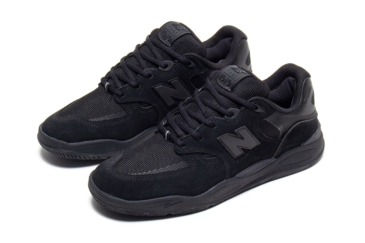 New Balance Numeric - 1010
Style # UN101CR
Color : Black / Black