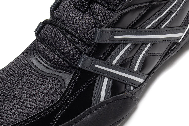 Asics - Hypersync
Style # 1203A879.021
Color : Graphite Grey / Black