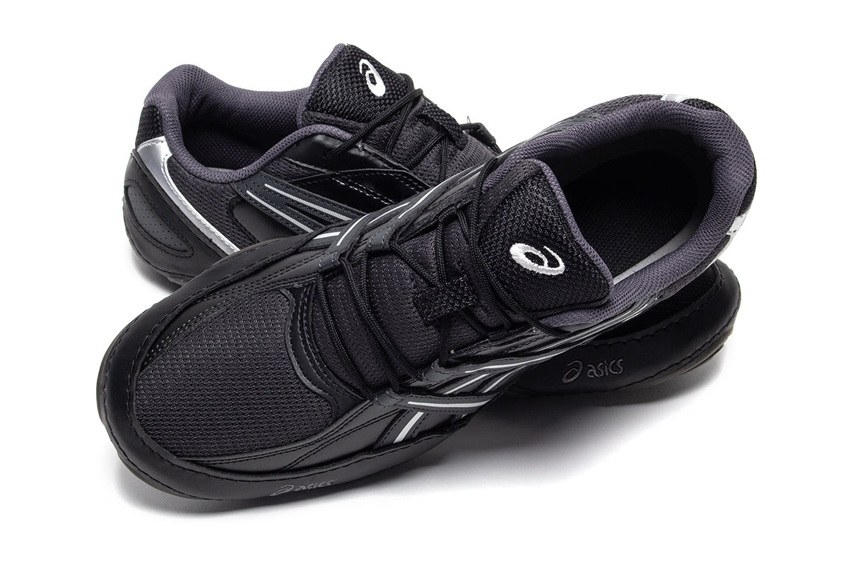 Asics - Hypersync
Style # 1203A879.021
Color : Graphite Grey / Black