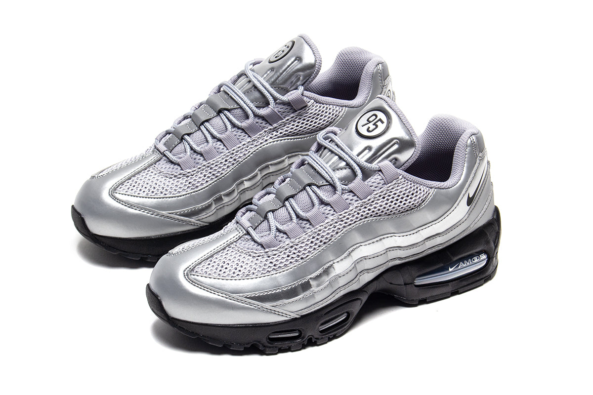 Nike - Air Max 95 Big Bubble
Style # IB6830-002
Color : Metallic Silver / Black