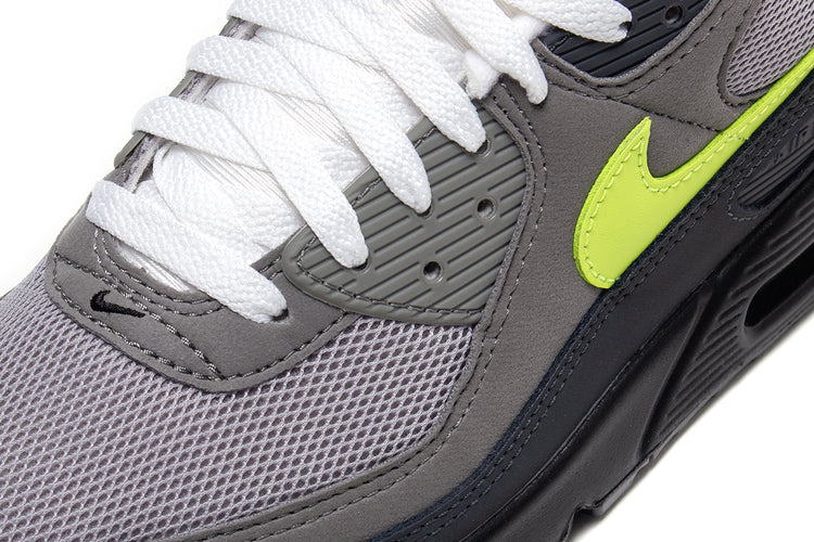 Nike - Air Max 90
Style # IQ0289-010
Color : Black / Neon Yellow / Anthracite