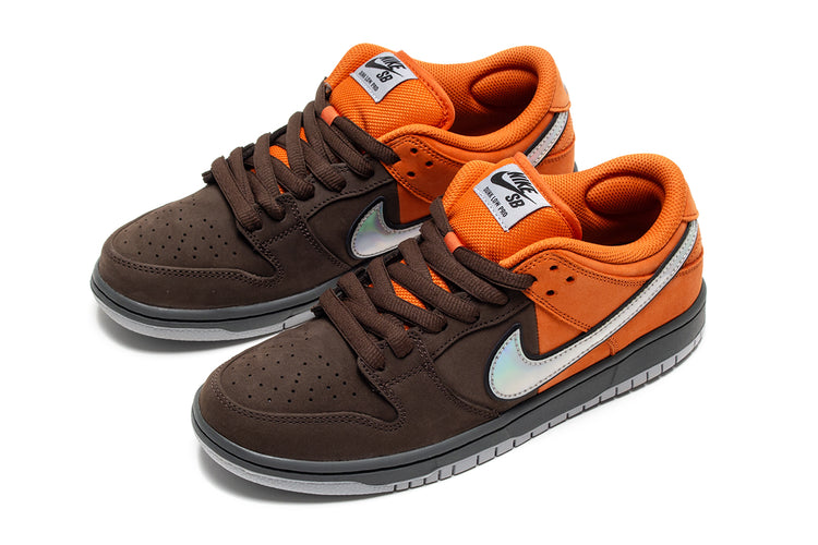 Nike SB - Dunk Low Pro Muni Fast Pass
Style # IR1888-800
Color : Safety Orange / Wolf Grey / Baroque Brown