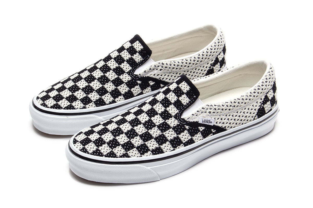 Vans OTW - LX Classic Slip-On 98
Style # VN000EG11KP1
Color : Checkerboard Black