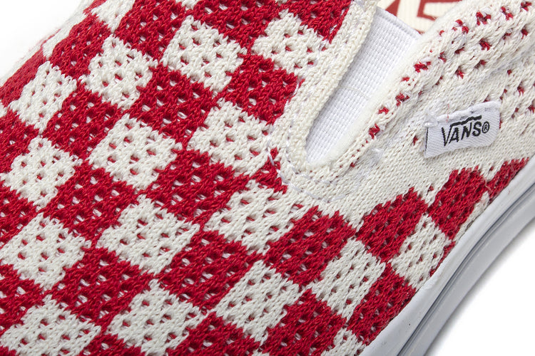 Vans OTW - LX Classic Slip-On 98
Style # VN000EG1CIS1
Color : Checkerboard Red