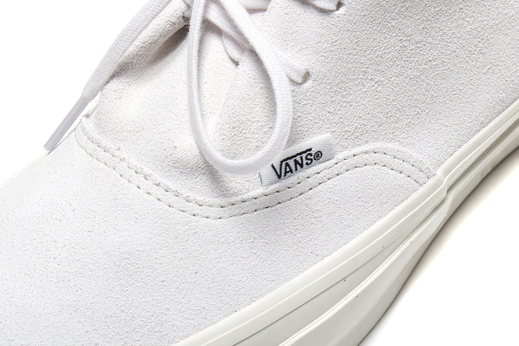 Vans OTW - LX Authentic Ease
Style # VN000ECPJVY1
Color : Blanc De Blanc