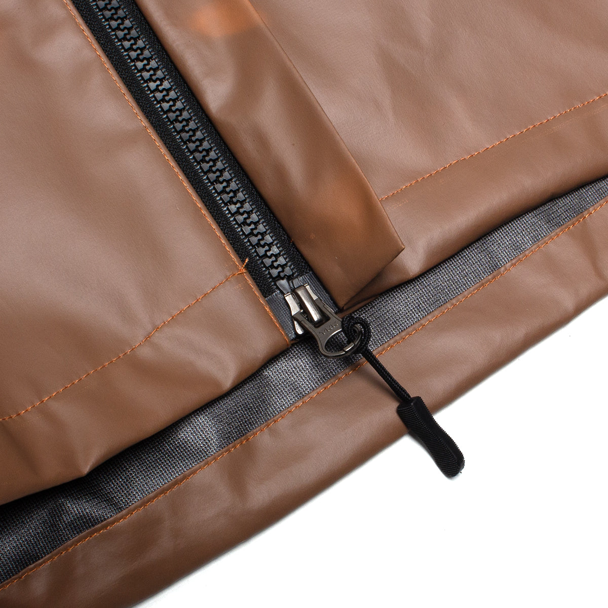 Carpet Company | Thermal Rain Jacket
Color : Chocolate / Yellow