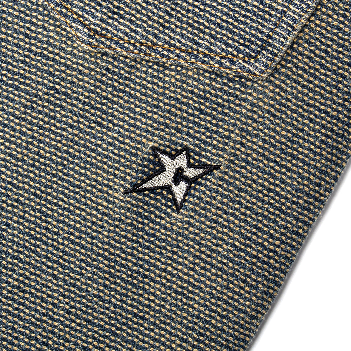 Carpet Company - Interlock Stitch Denim Jeans
Color : Black