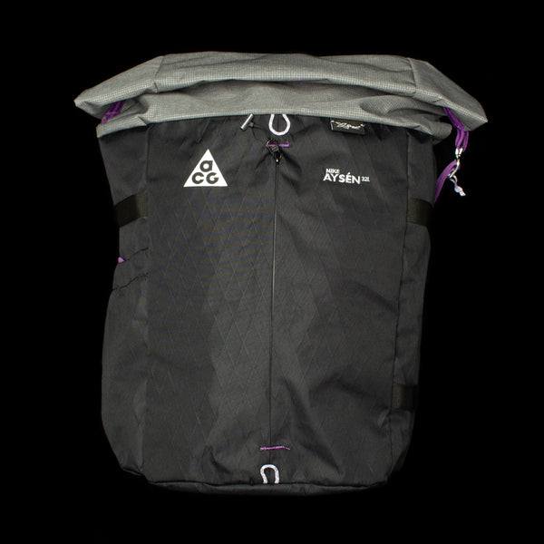 nike acg backpack black Karst CK7510 011 you can easily organize and access your belongings on the go Nike ACG 'DAYMAX' Backpack (25L).