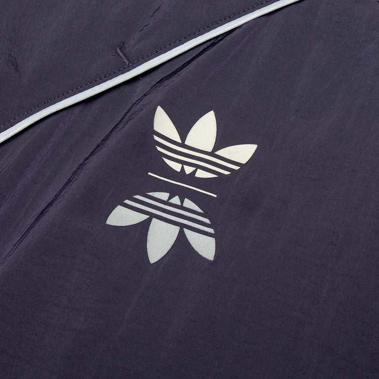 Adidas Originals x Metalwood Windbreaker
Style # JY7272
Color : Preloved Purple