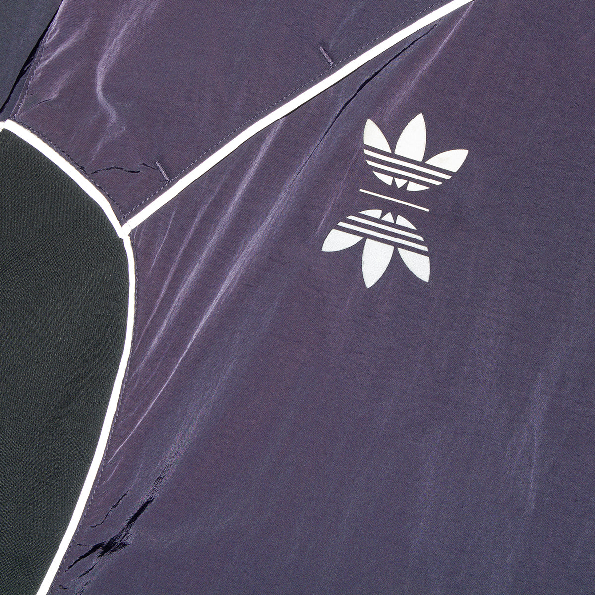 Adidas Originals x Metalwood Windbreaker
Style # JY7272
Color : Preloved Purple