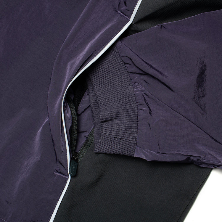 Adidas Originals x Metalwood Windbreaker
Style # JY7272
Color : Preloved Purple