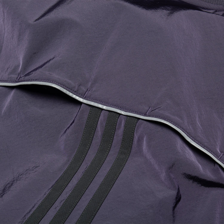 Adidas Originals x Metalwood Windbreaker
Style # JY7272
Color : Preloved Purple