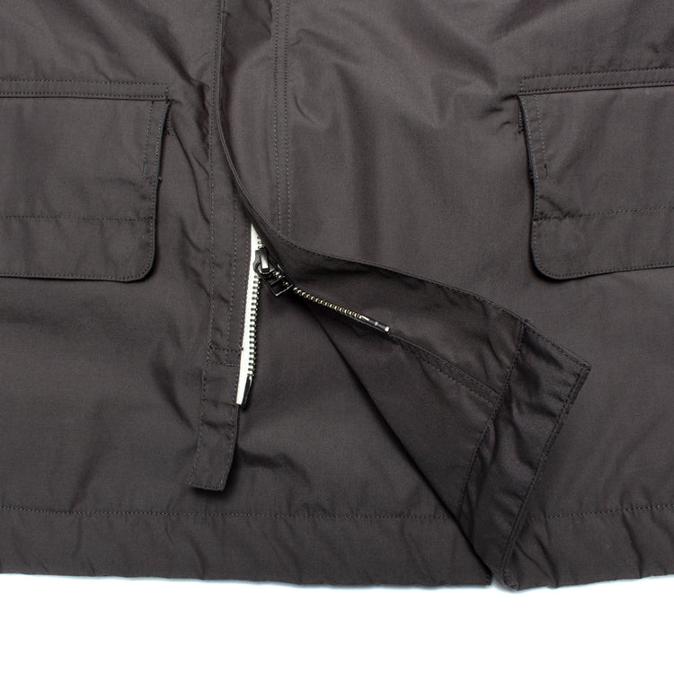 Nanamica - Hooded Deck Jacket
Style # S25FA012U
Color : Charcoal
