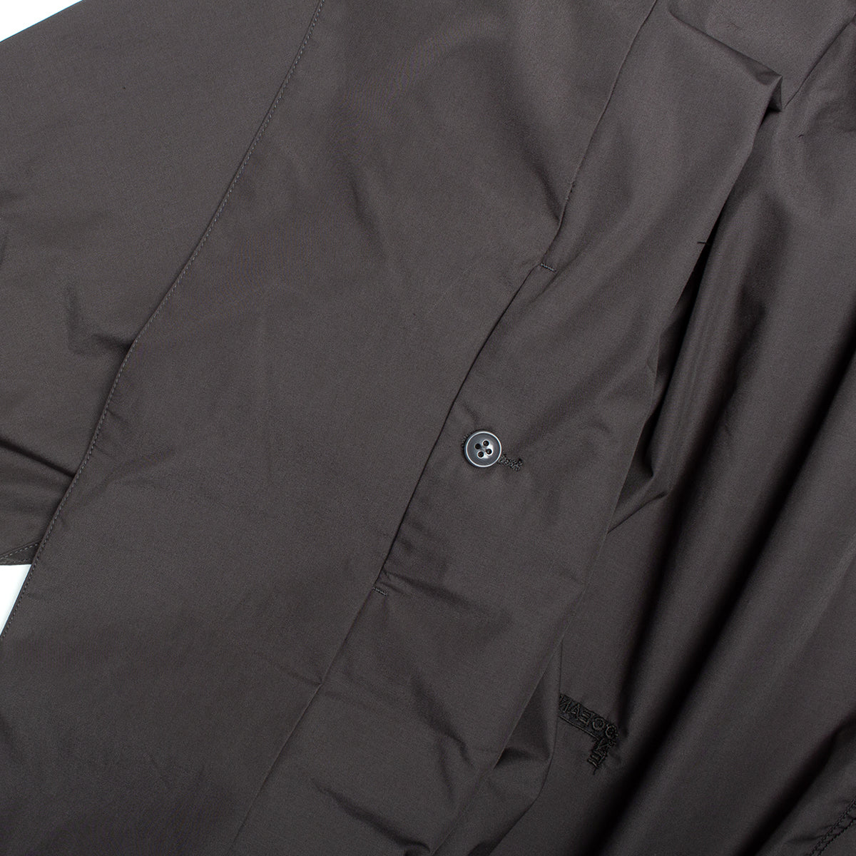 Nanamica - Hooded Deck Jacket
Style # S25FA012U
Color : Charcoal