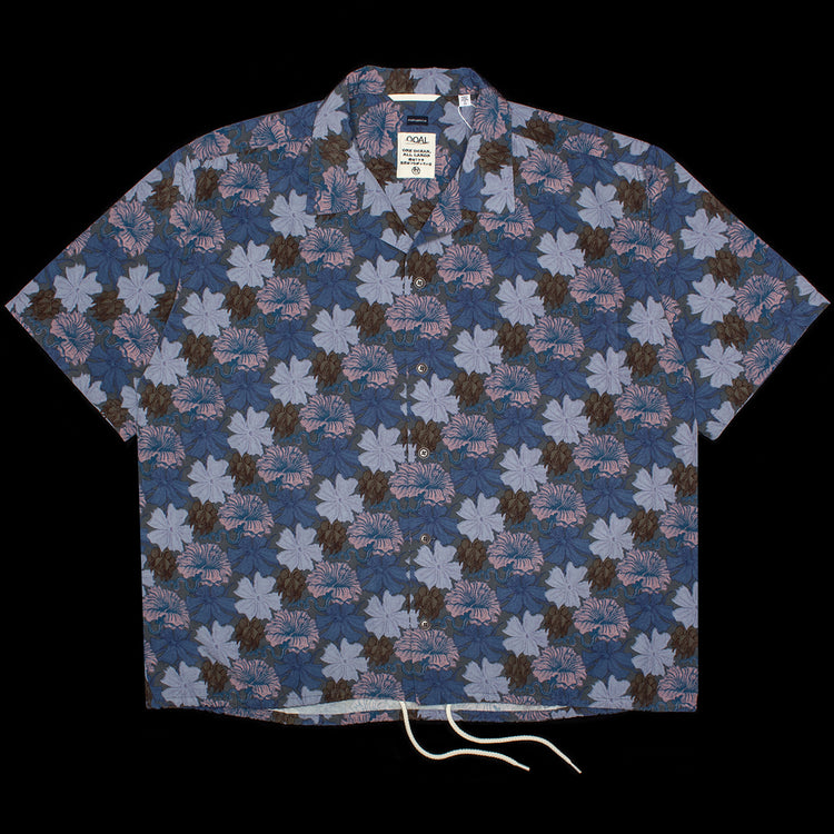 Nanamica - Nanaloha S/S Shirt
Style # S26SG065U
Color : Navy